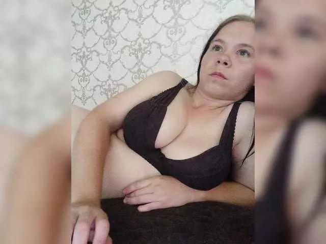 Offline Kisa-malaya on BongaCams