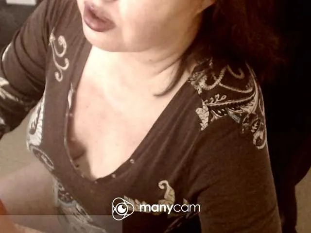 Offline kleopaty on BongaCams