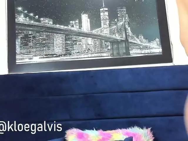 Offline kloe-squirts on BongaCams