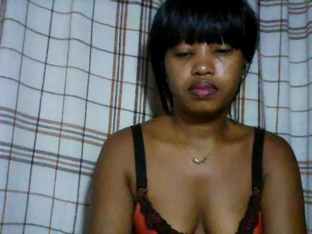 kylie11 on BongaCams