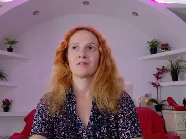 Freechat ladybigsmile on BongaCams