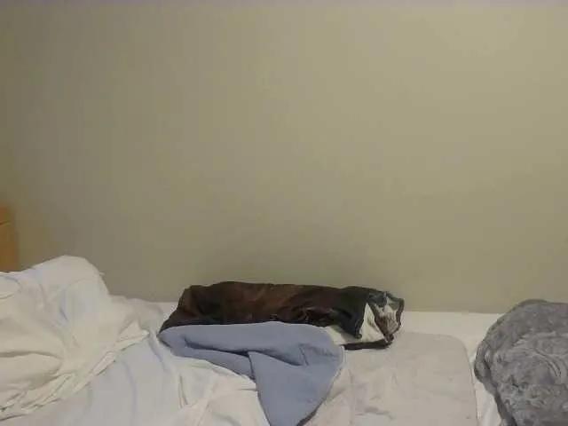 Offline latexshantie on BongaCams