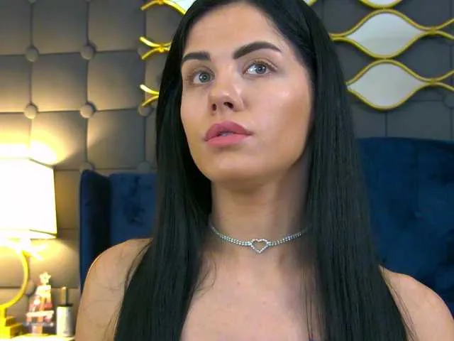 LeyaCass on BongaCams