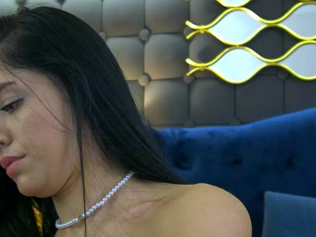 LeyaCass on BongaCams