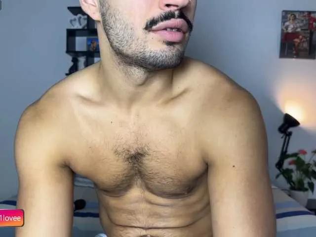 lul1lovee on BongaCams