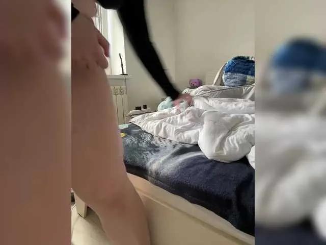 Offline LunaLu13 on BongaCams