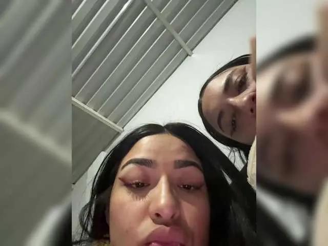 Offline Majo-melisa on BongaCams