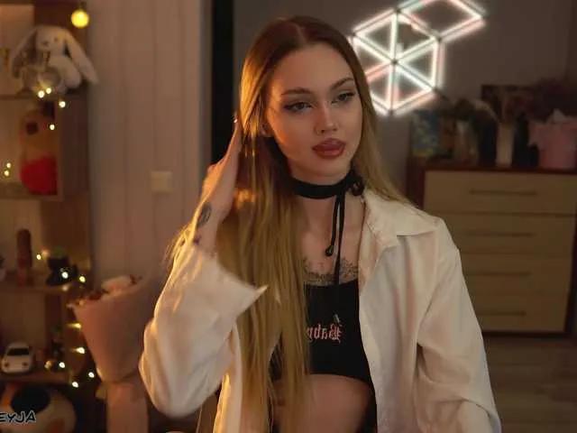 Freechat ManiFreyja on BongaCams