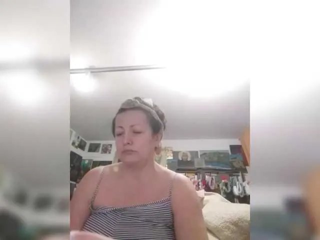 Offline MariaAnaDei on BongaCams