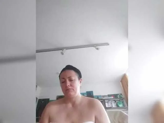 Offline MariaAnaDei on BongaCams