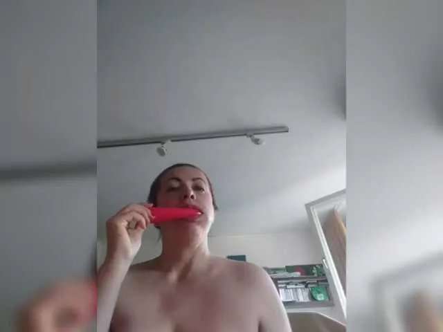 Offline MariaAnaDei on BongaCams