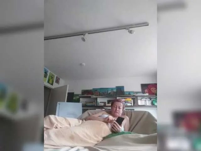 Offline MariaAnaDei on BongaCams