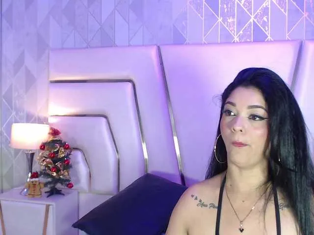 Offline MarianaMontezz on BongaCams