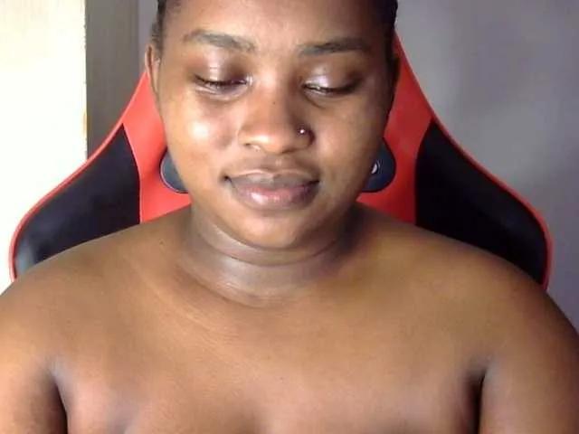 Freechat Mayer- on BongaCams