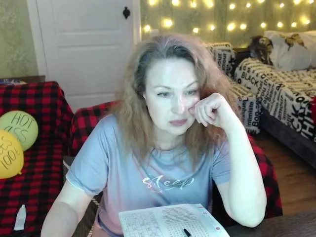 Offline MeganIris on BongaCams