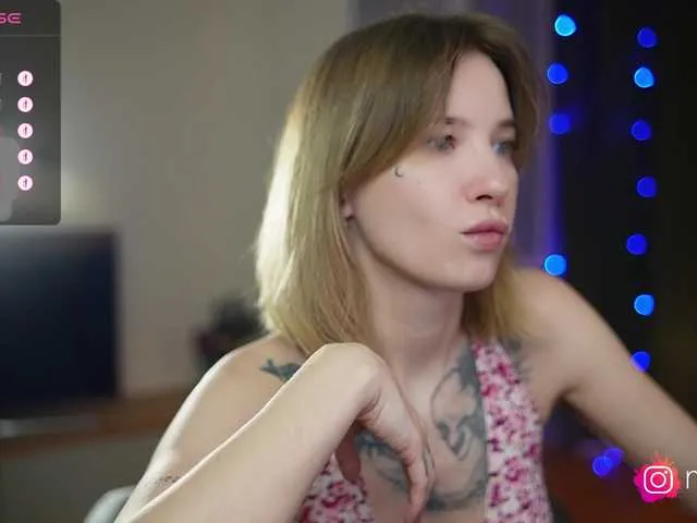 mel-collins on BongaCams