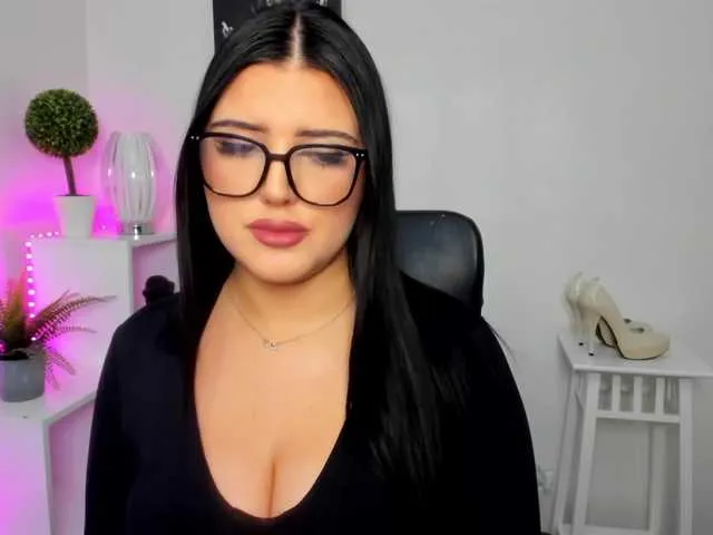 Offline Miabrunette22 on BongaCams