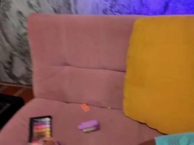 Offline MiiaaCollinss on BongaCams