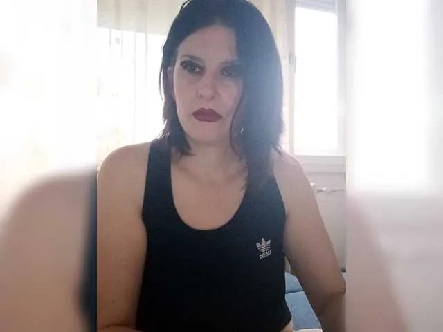 milf44milf on BongaCams