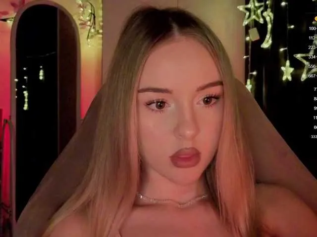 Nestyzz on BongaCams