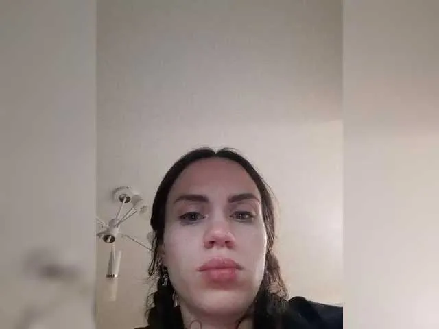 Offline NEW-MODEL on BongaCams