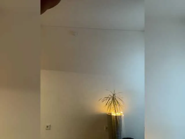 Offline NotBellucci on BongaCams