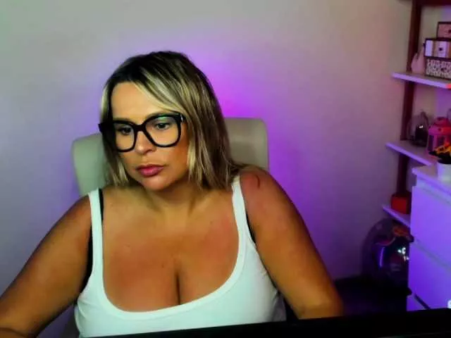 Freechat perfectDIANA on BongaCams