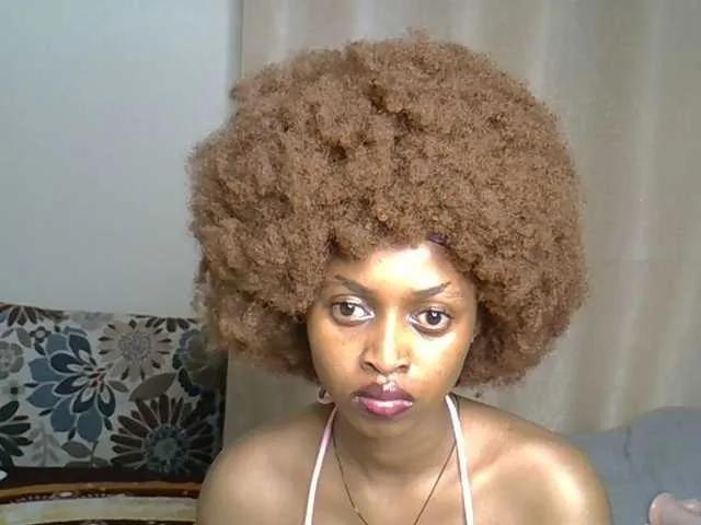 Offline PetiteCaramel on BongaCams