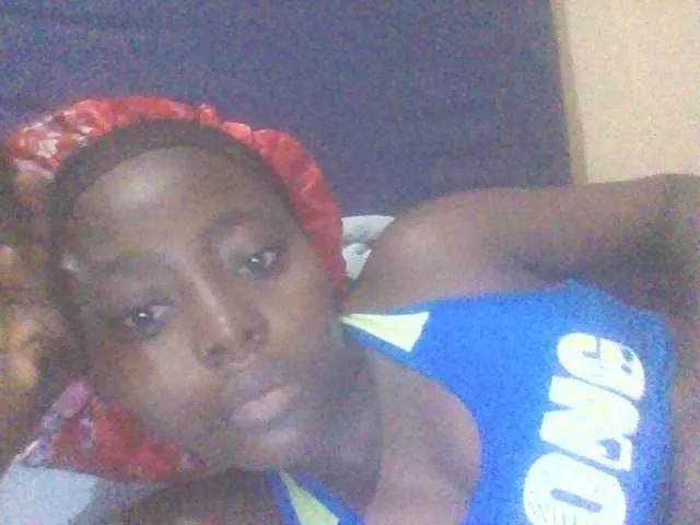 Offline PrettyG on BongaCams