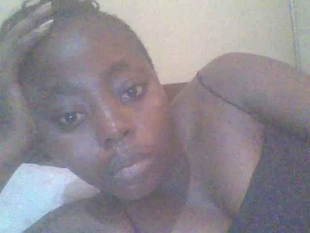 Offline PrettyG on BongaCams