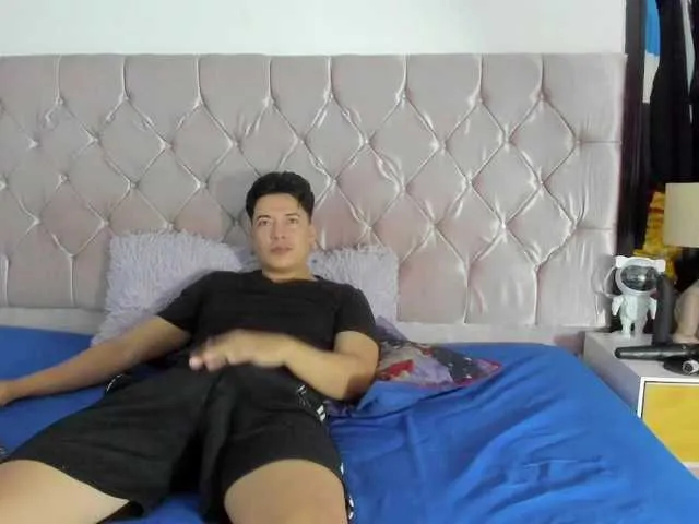 RobertAslhey — Freechat on BongaCams