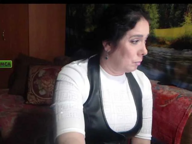 rositasky on BongaCams