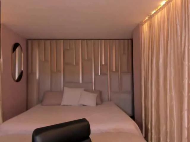 RossieRhoades on BongaCams 