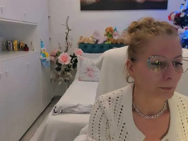 SalomeJade on BongaCams