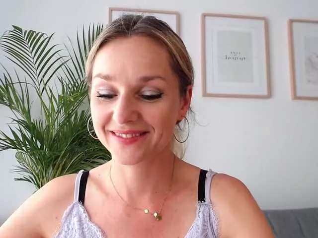 SecretAlicia on BongaCams