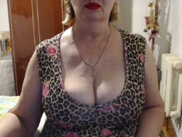 secretfox on BongaCams