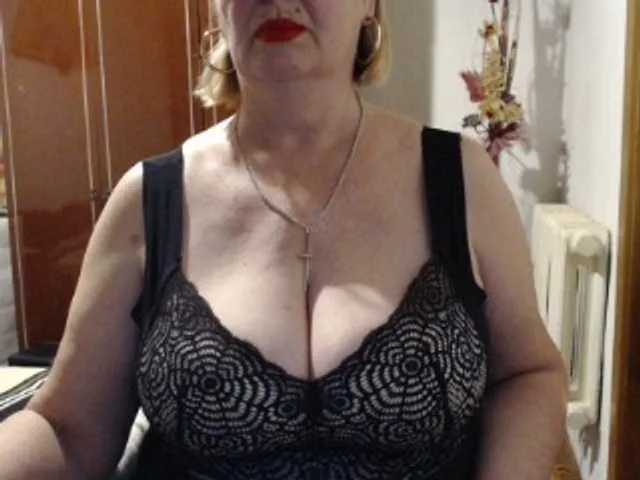 secretfox on BongaCams