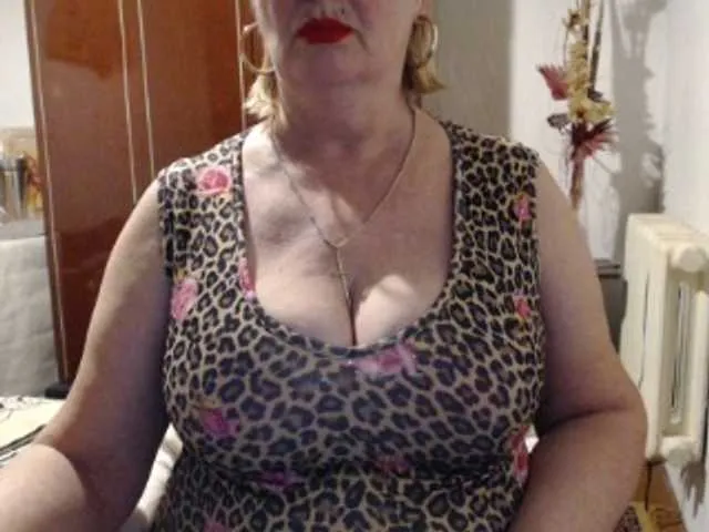 secretfox on BongaCams