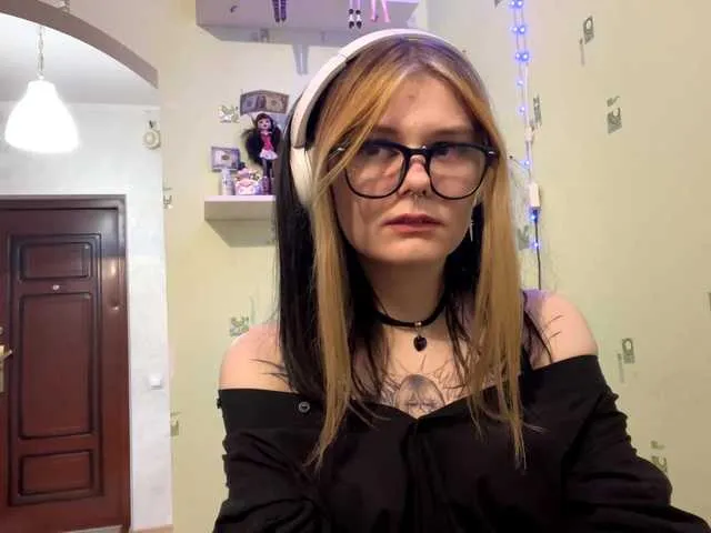 SIMONA-CHARON on BongaCams