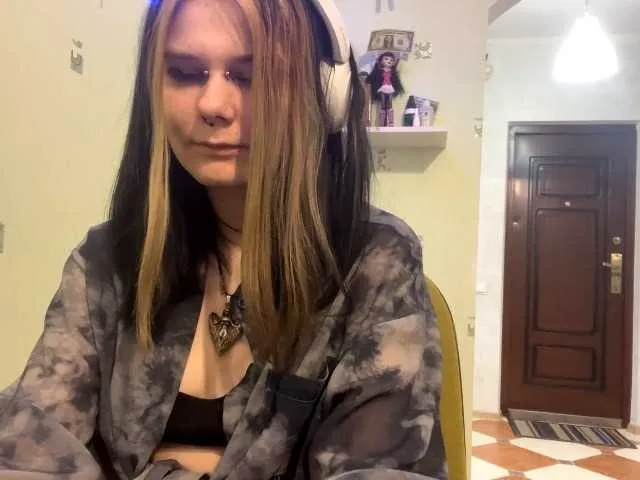 SIMONA-CHARON on BongaCams