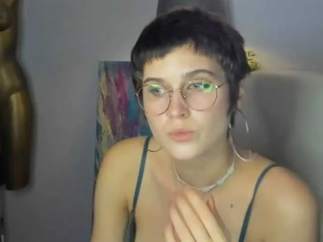 Offline soft-sarah on BongaCams