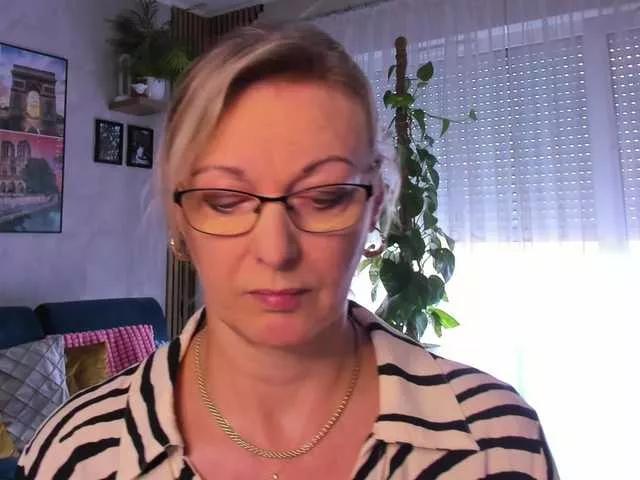 Offline SoftVANESSA on BongaCams