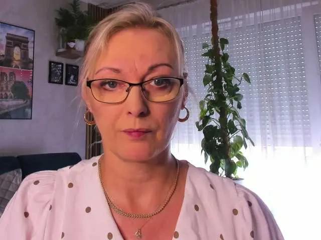 Offline SoftVANESSA on BongaCams