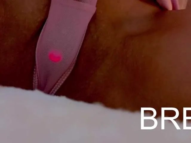 Sonya-Love on BongaCams