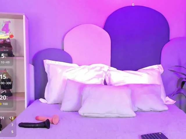 SophieGomez2 — I enjoy slow seduction, the complicity of a shared desire and the art of bringing pleasure to the limit. If you know how to cause a hurry and devour with desire, we may have something to explore together.