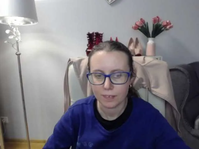 sparkleLizzy on BongaCams