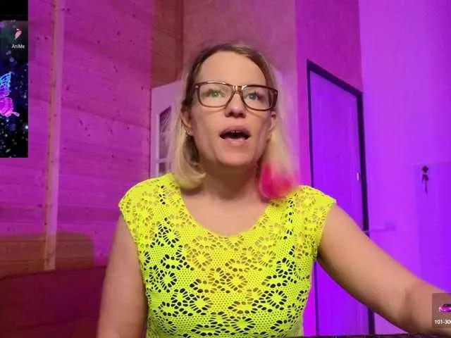 Offline sweeteve050 on BongaCams