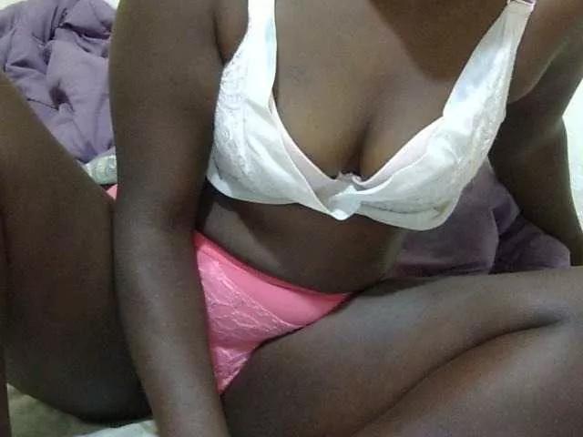 Freechat Sweetnanah on BongaCams