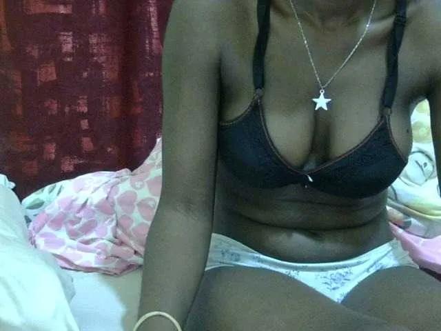 Freechat Sweetnanah on BongaCams