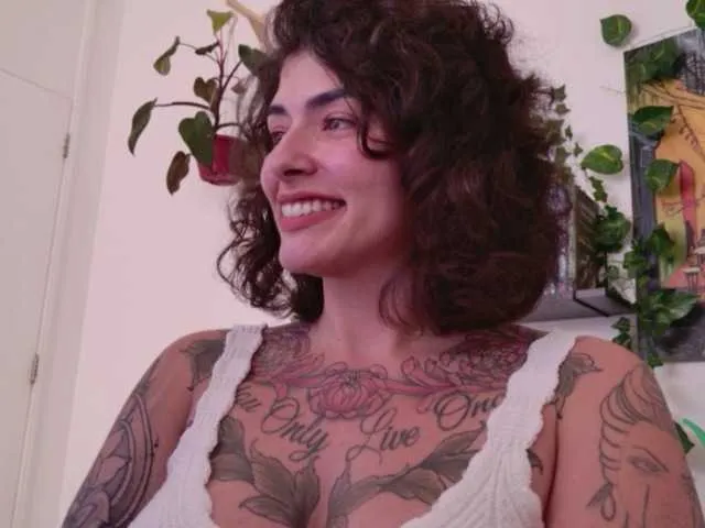 Offline talimajesty on BongaCams